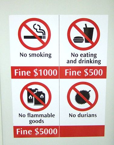 denda kalo makan dan minum di dalam transportasi umum di singapura